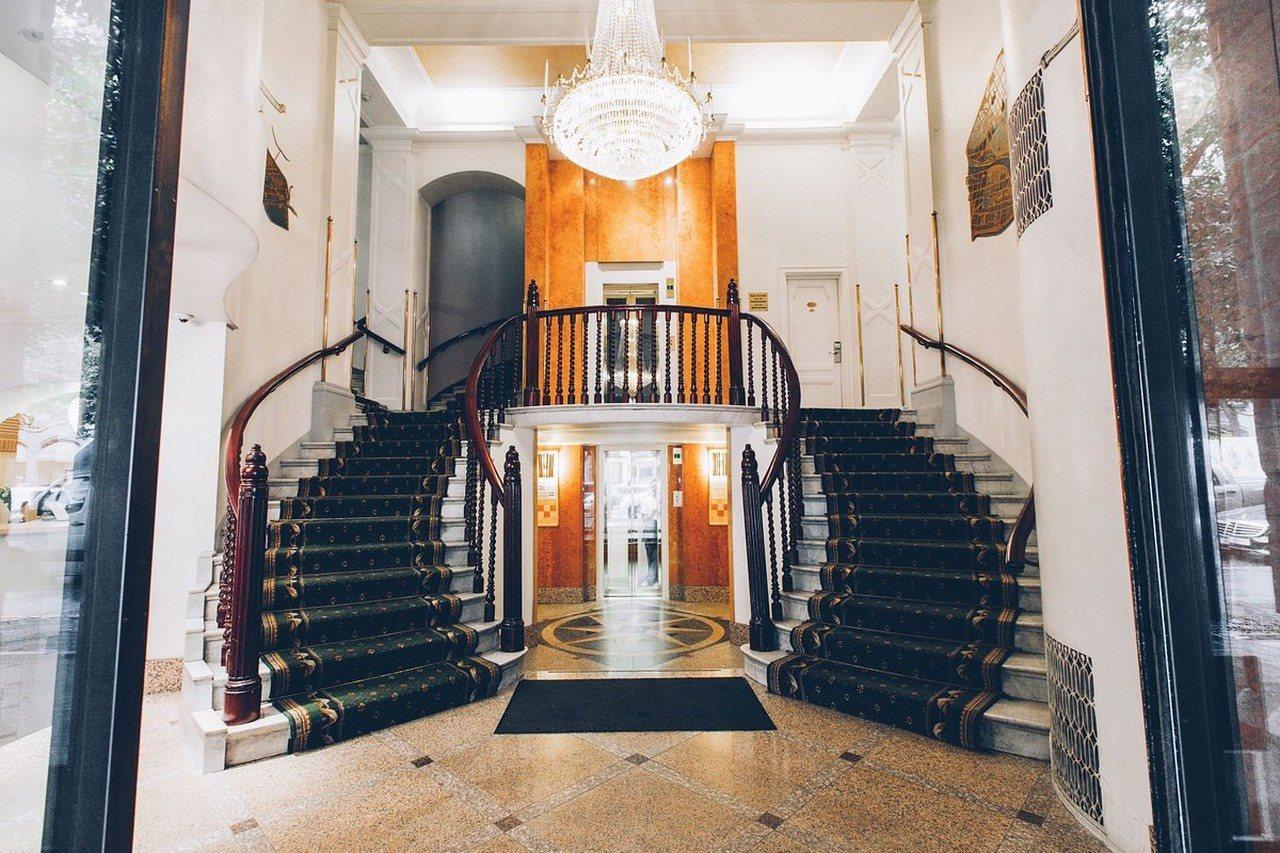 Crystal Plaza Hotel Stockholm Exterior photo