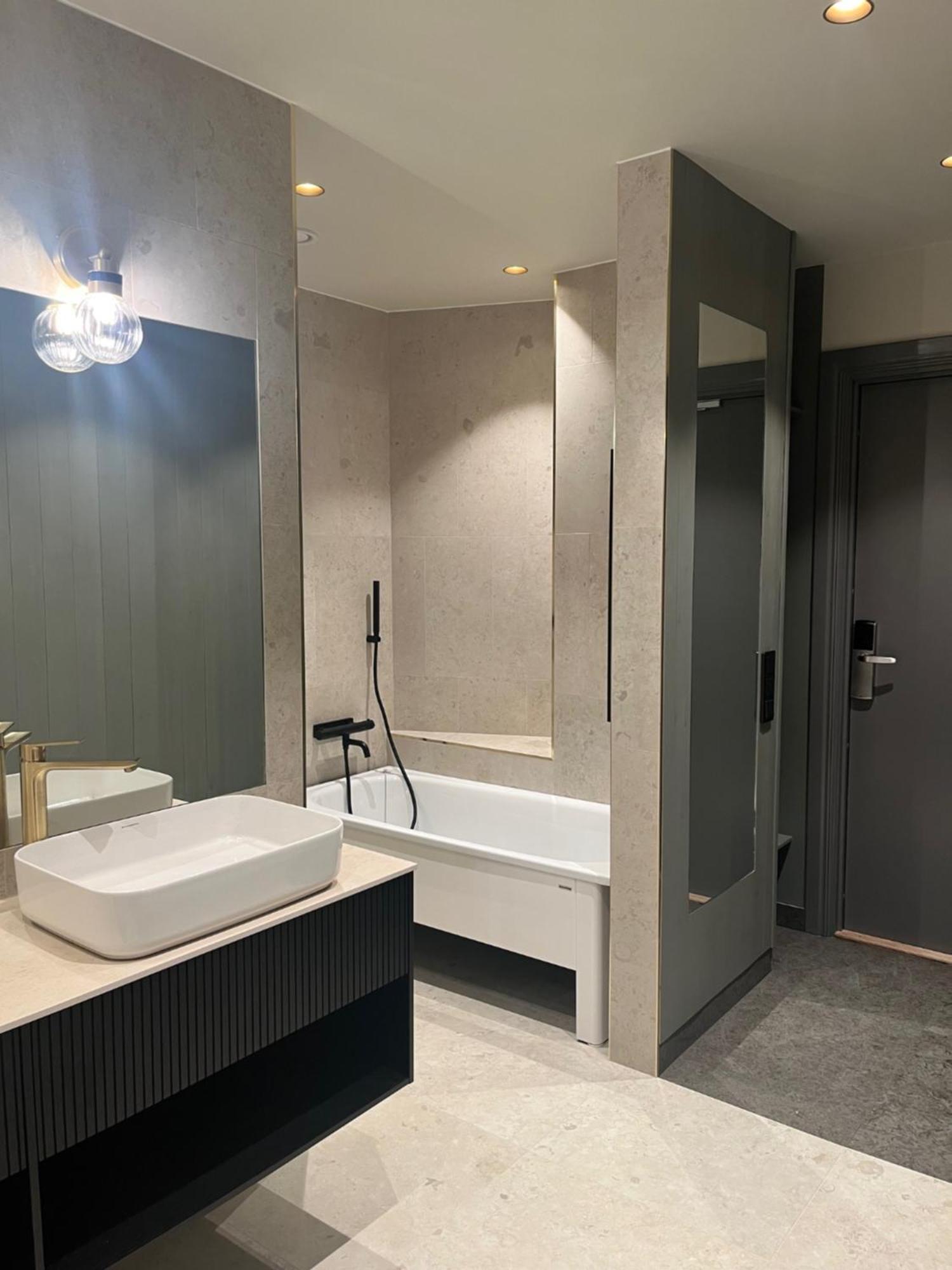 Crystal Plaza Hotel Stockholm Room photo