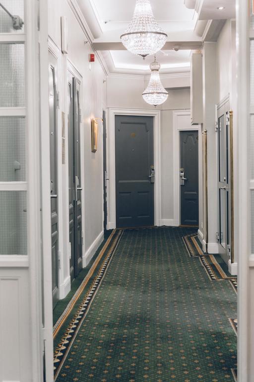 Crystal Plaza Hotel Stockholm Exterior photo